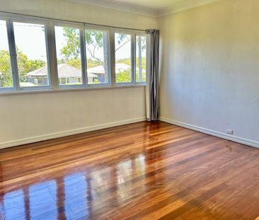 Spacious 3 Bedroom - Great Family Space - Photo 6