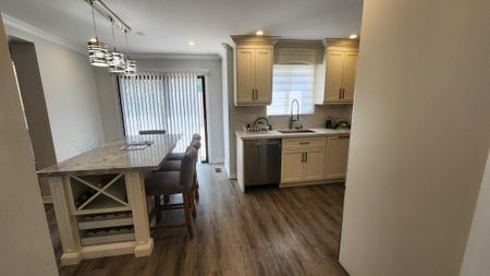 For Lease - 1331 Anton Square, Pickering, Ontario - Photo 4