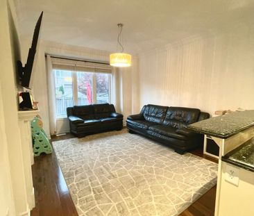 For Lease - 49 Ostrovsky Road, Vaughan, Ontario - Photo 3