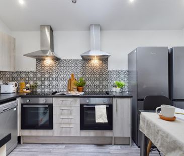 1 bedroom in a house share to rent - Photo 1