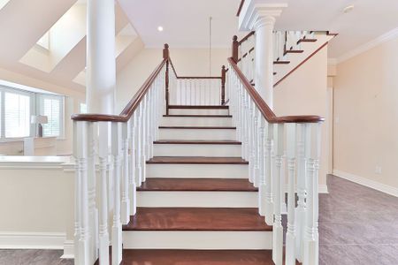 For Lease - 14 Holyrood Avenue, Oakville, Ontario - Photo 4