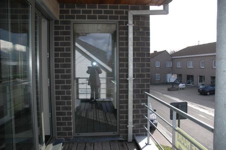 Duplex appartement 1ste verdieping voorkant gebouw - Photo 2