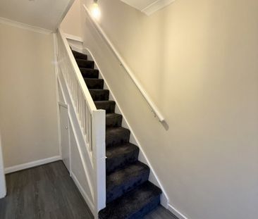 Thomas Landsdail Street, Cheylesmore - - Photo 4