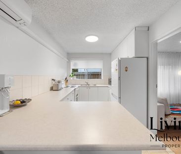 Charming Two-Bedroom Retreat in Sought-After Fairfield - Photo 5