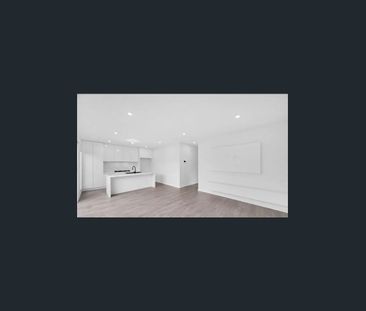Stunning Family Home in Prime Location. - Photo 3