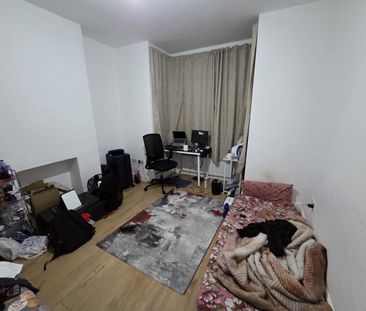 Room in a Shared House, Thorngrove Road, E13 - Photo 2