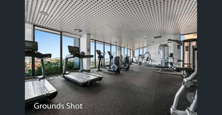 Prestige One-Bedroom Suite with furnished condition. - Photo 5