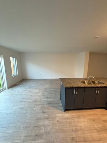 For Lease - 20 OAK FOREST Common, Cambridge, Ontario - Photo 3