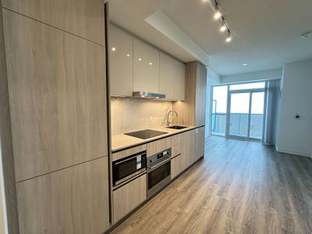 For Lease - 8 Interchange Way Unit# 3811, Vaughan, Ontario - Photo 4