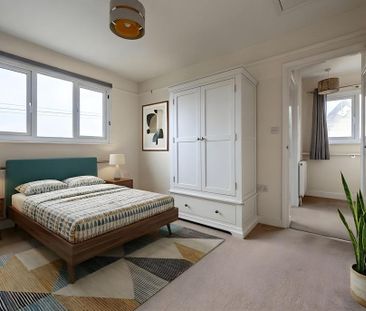 2 bedroom semi-detached house to rent - Photo 3