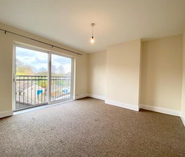 3 bedroom terraced house to rent - Photo 6