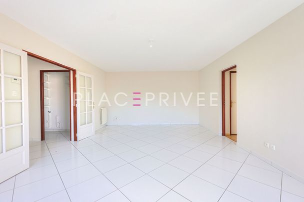 Appartement avec ascenseur et parking - Photo 1