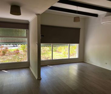 SUPER LOCATION- LOCATED WITHIN HIGH SCHOOL ZONE: - Photo 1