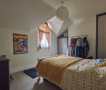 3 bedroom terraced house to rent - Photo 6