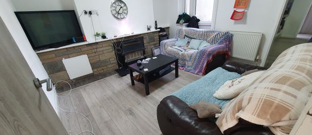 6 Minister Street, Cathays, Cardiff, CF24 4HR - Photo 1