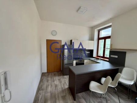 Pronájem bytu 2+kk v centru města - Фото 3