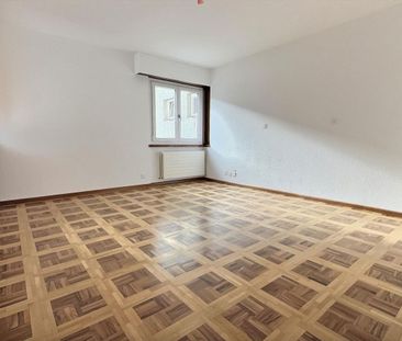 3 bedrooms with parking space - Photo 2