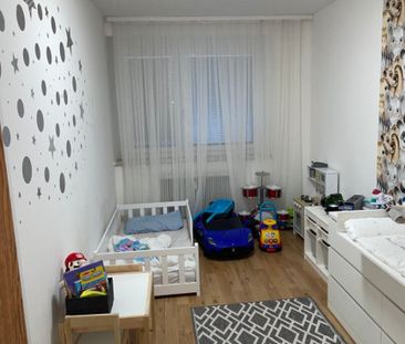 Großzügige 3‑Zimmer‑Wohnung in Haid mit Loggia, Parkplatz und laufe... - Photo 2