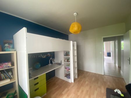 Location Appartement 3 pièces 76m² LYON 5ème - Photo 5