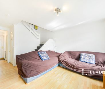 4 bedroom house to rent Hyde Avenue, EN6 - Photo 1