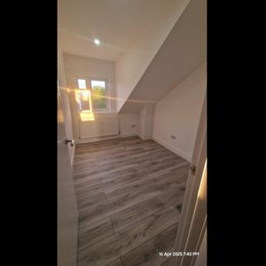 Studio Flat, Whitehorse Road, CR0 - Photo 3