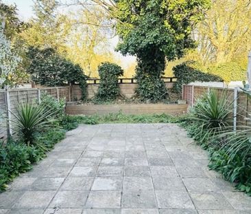 Room in a Shared House, Shrewsbury Road, E7 - Photo 1