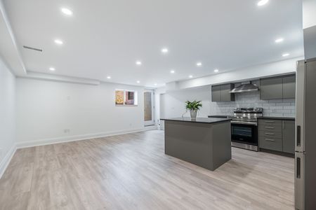 For Lease - 40 Sarah Ashbridge Avenue Unit# Lower, Toronto, Ontario - Photo 4
