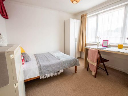 6 bedroom house to rent - Photo 5