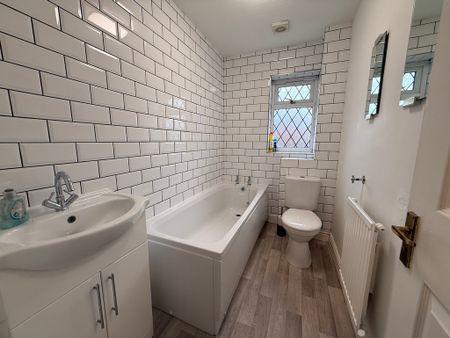 Firfield Close, Preston - Photo 3