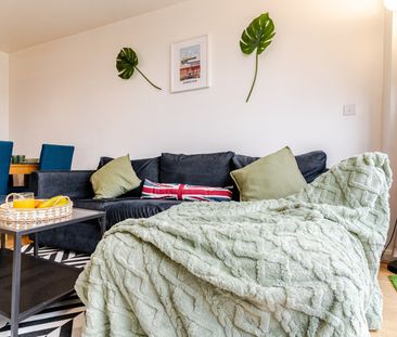 2 Bed Flat, Skyline, B1 - Photo 2