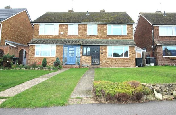 3 bedroom semi-detached house to rent - Photo 1