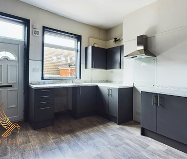 3 bedroom terraced house to rent - Photo 3