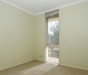 Cosy and Quiet Living in a Whisper Quiet Cul-De-Sac - Photo 3