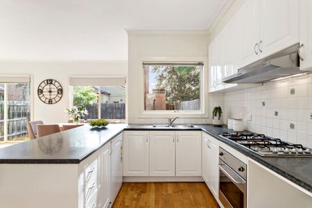 3/1248 North Road, Oakleigh South VIC 3167 - Townhouse For Rent | Domain - Photo 3