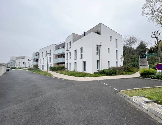 Rental Apartment La Celle-Saint-Cloud - Photo 1