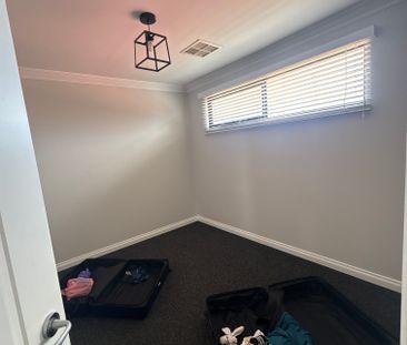 Mount Hawthorn - Photo 1