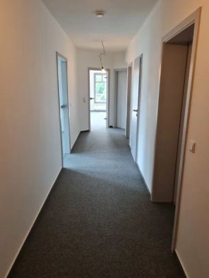 Top-gepflegte Etagenwohnung in Zentrumlage von Puderbach! - Photo 1