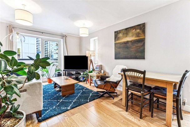 Chatfield Road, London, SW11 3SE - Photo 1