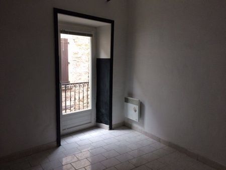 Location Maison 5 pièces 71m² LES VANS 07140 - Photo 5
