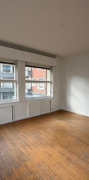 Location Appartement 2 pièces 61m² LILLE 59000 - Photo 1