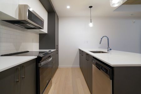 3155 Avenue Parkville, #322 - Photo 5