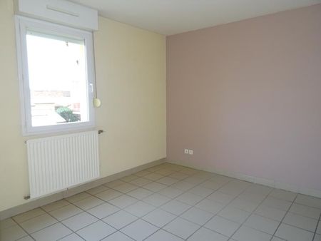 Location Appartement 3 pièces 74m² - Photo 5