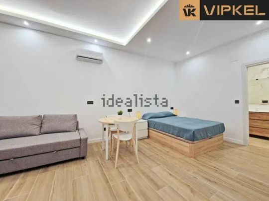 Alquiler de estudio en Calle la poetas rojas la union - Photo 1