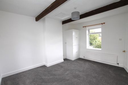 2 bedroom terraced house to rent - Photo 4