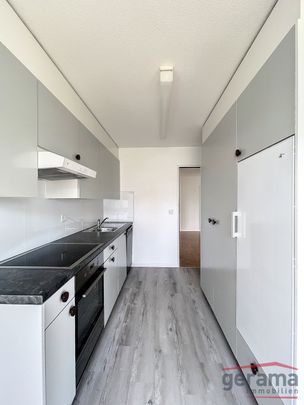 Renovierte 4.5 Zimmerwohnung in Schmitten - Photo 1