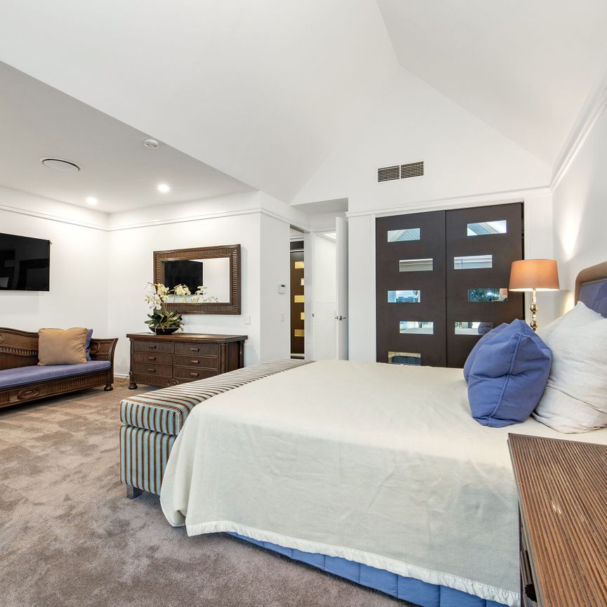 4656 The Parkway, Sanctuary Cove QLD 4212 - House For Rent | Domain - Photo 1