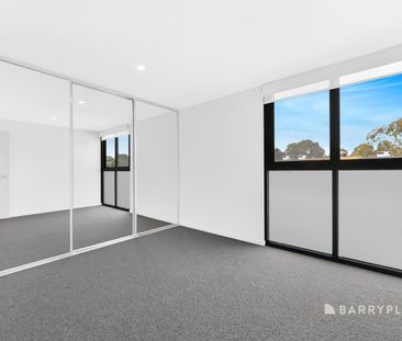 Modern Living - Photo 2