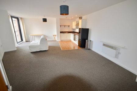 2 bedroom flat to rent - Photo 4