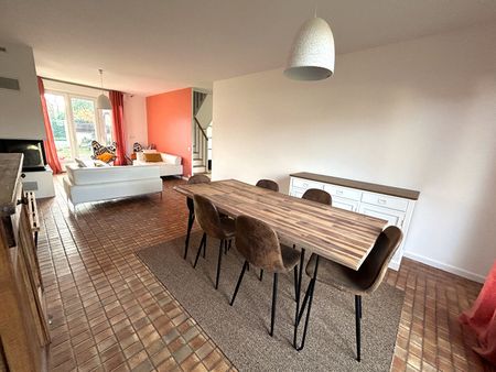 Location maison 6 pièces, 104.40m², Saint-Médard-en-Jalles - Photo 2