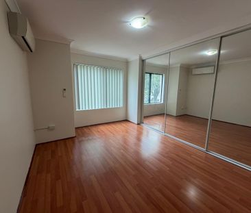 Comfortable Family Living - Photo 2